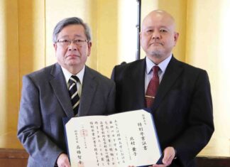 関大初の女子学生・北村兼子さんに特別卒業証書贈呈修了から約100年後「今を生きる学生、多くの人に知ってもらえれば」